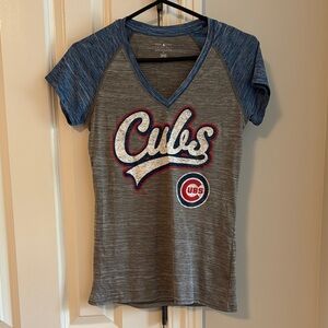 Chicago Cubs Gray and Blue Graphic Tee Size Small